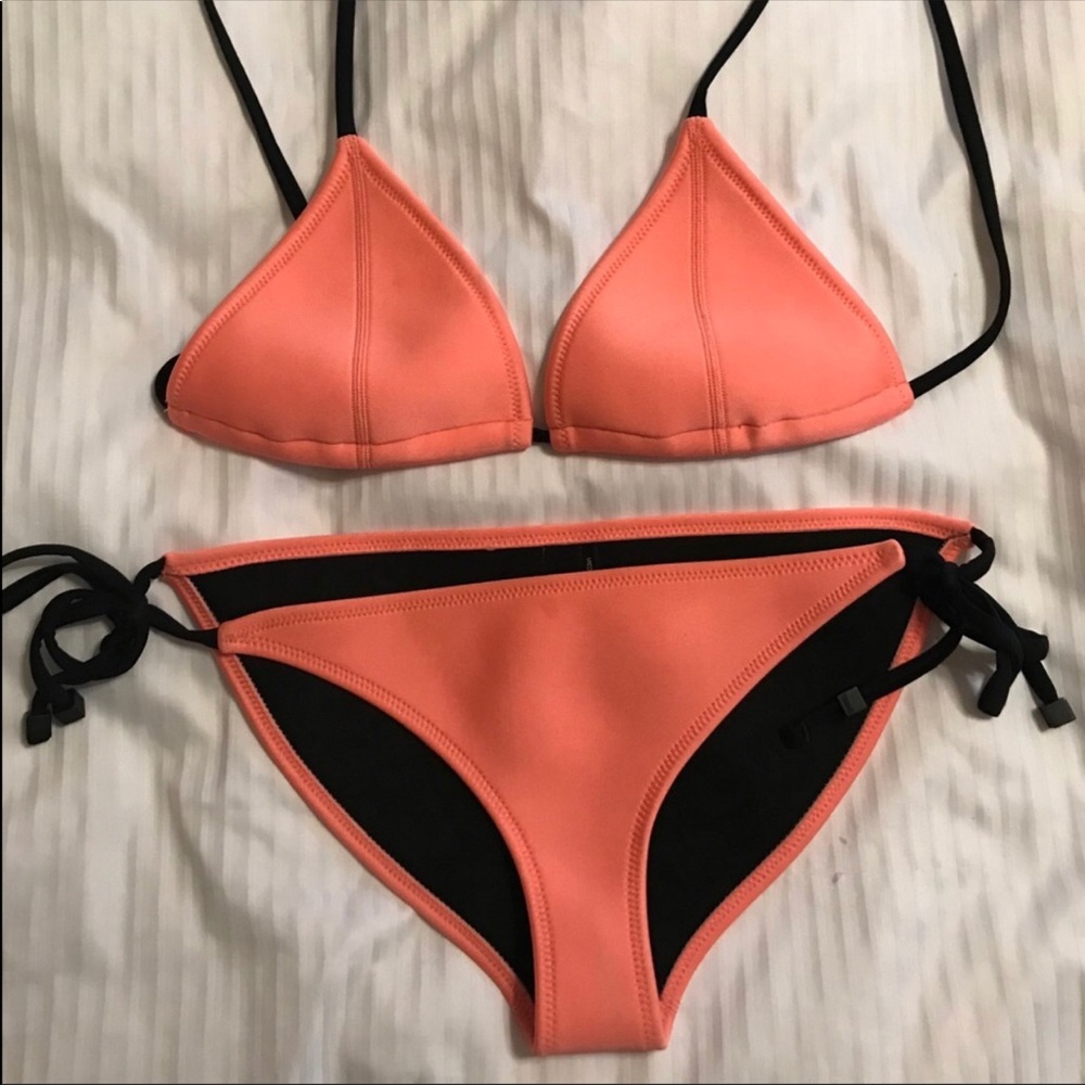 Bathing suit